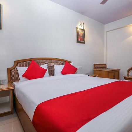 Oyo 15359 Hotel Kachandeep Dzsaipur Kültér fotó