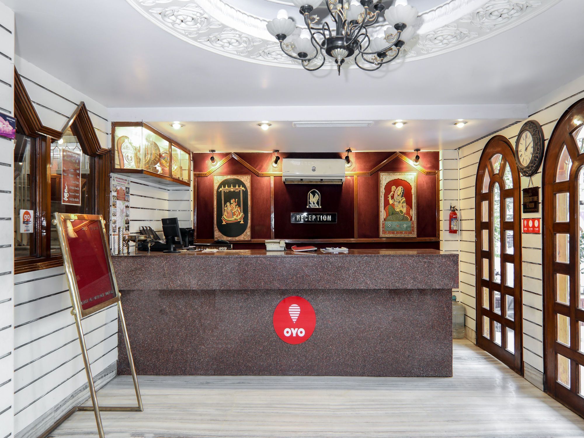 Oyo 15359 Hotel Kachandeep Dzsaipur Kültér fotó
